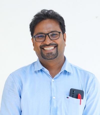 Dr Mantu Prajapati